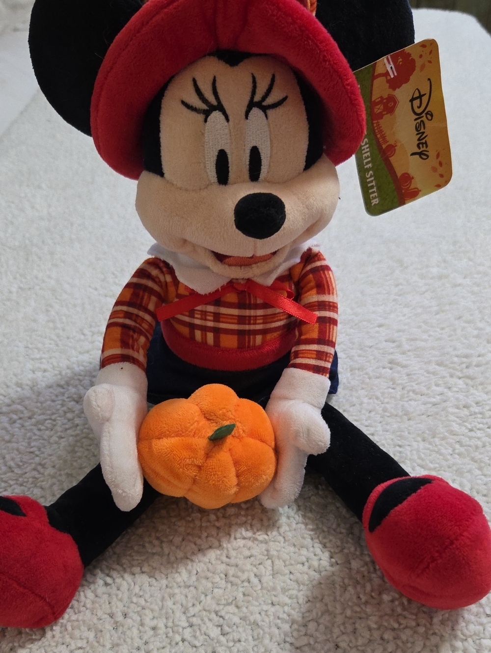 NWT DISNEY MINNIE MOUSE HARVEST SHELF SITTER